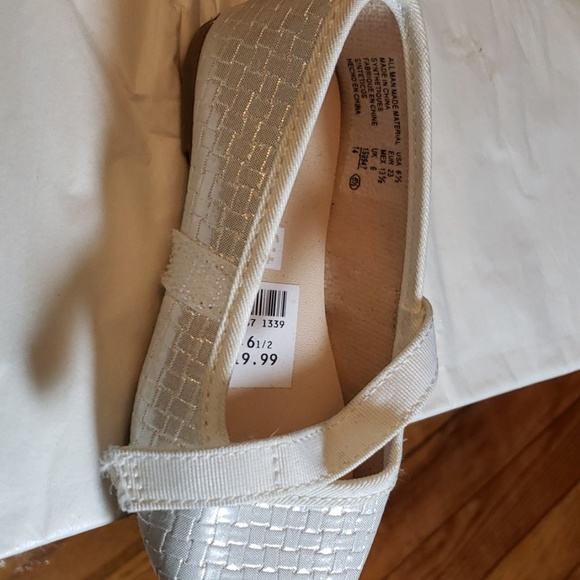 Carter size 7 Smartfit size 6.5 old Navy size 6 - Picture 6 of 12